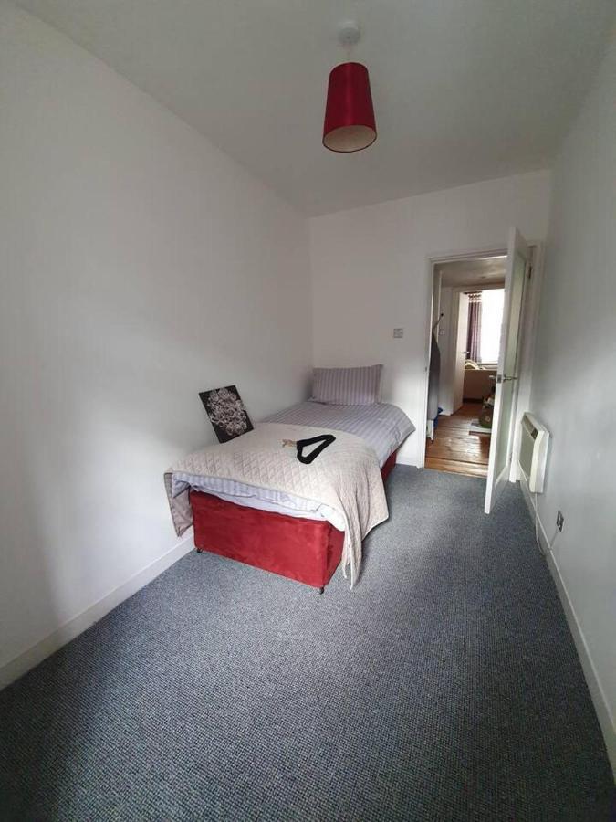 Lovely 2 Bedroom Flat In The Heart Of The City EDI Exterior photo
